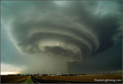 Supercell Thunderstorm courtesy of FloridaLightning.com