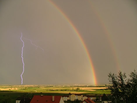 Double Rainbow by Oliver Kovaks